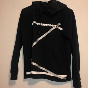 Black and white pull over
